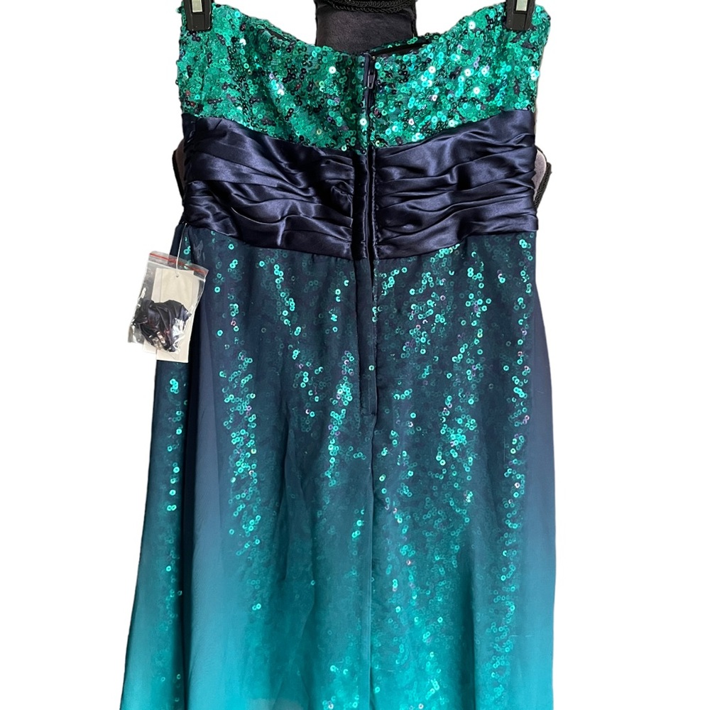 Xtraordinary Sequin Dress NWT Size 3 - Picture 10 of 10